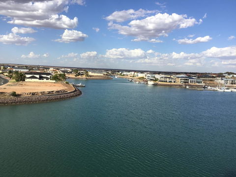 Wallaroo Marina Waterfront Luxe Apartment - Accommodation Daintree 22