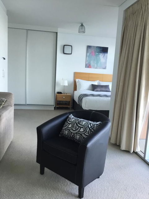 Wallaroo Marina Waterfront Luxe Apartment - Accommodation Daintree 13