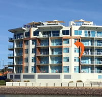 Wallaroo Marina Waterfront Luxe Apartment - Accommodation Daintree