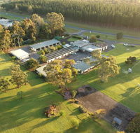 William Macintosh Motor Lodge - Accommodation Daintree