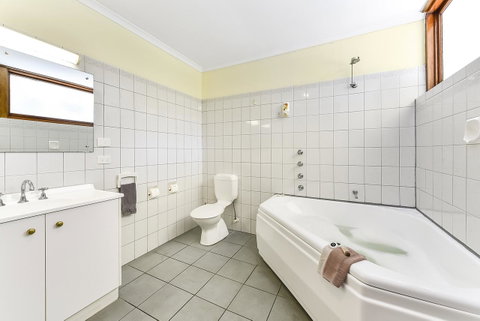 William Macintosh Motor Lodge - Accommodation Daintree 35