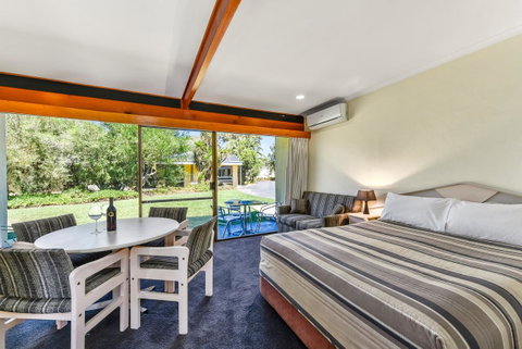 William Macintosh Motor Lodge - Accommodation Daintree 20