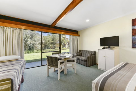 William Macintosh Motor Lodge - Accommodation Daintree 24