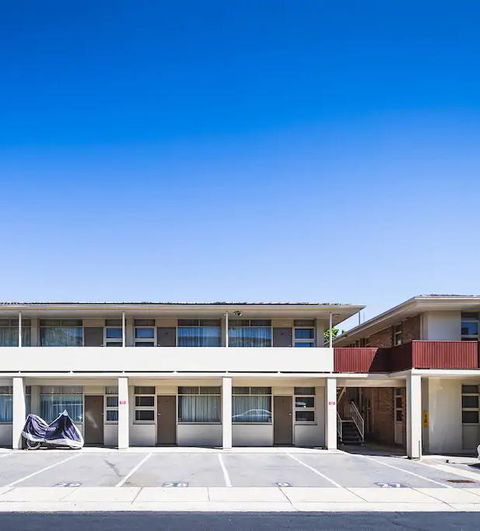 Hi 5 Glenelg Studio Apartment - Accommodation Daintree 14
