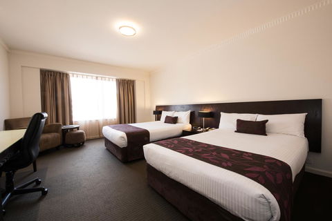Hotel Grand Chancellor Adelaide - Accommodation Daintree 2