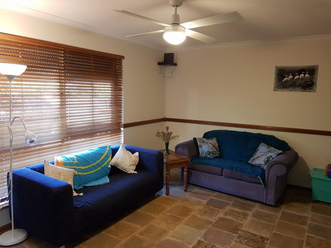 Frog Song At Willunga - Accommodation Daintree 6