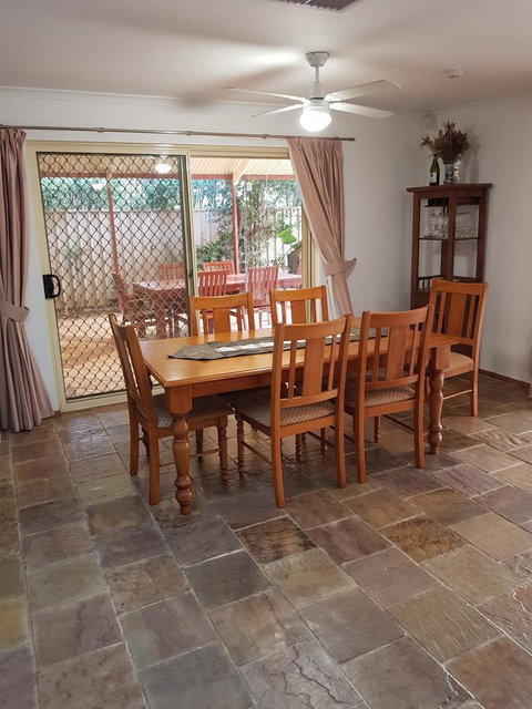 Frog Song At Willunga - Accommodation Daintree 9