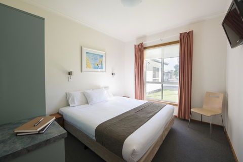 The Retreat West Beach Parks - Accommodation Daintree 24