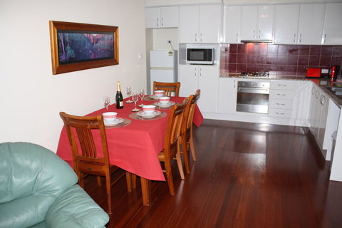 Serenity On Narrabeen Beach - 1Bdr Beachside Retreat - Accommodation Daintree 8