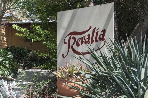 Trevalia Accommodation - Accommodation Daintree 0