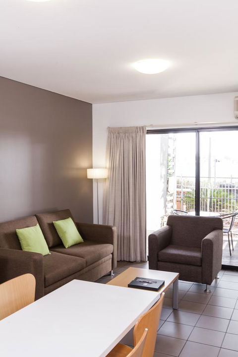 Majestic Oasis Apartments - Accommodation Daintree 17