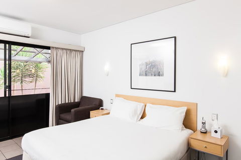 Majestic Oasis Apartments - Accommodation Daintree 30