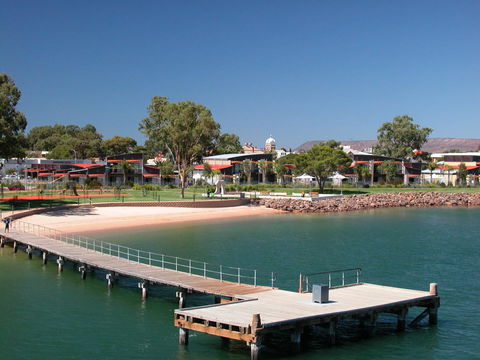 Majestic Oasis Apartments - Accommodation Daintree 3