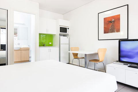 Majestic Oasis Apartments - Accommodation Daintree 24