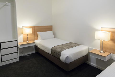 Bay 10 - Suites And Apartments - Accommodation Daintree 24