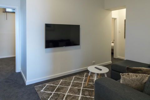 Bay 10 - Suites And Apartments - Accommodation Daintree 9