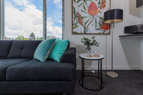 Bay 10 - Suites And Apartments - Accommodation Daintree 5