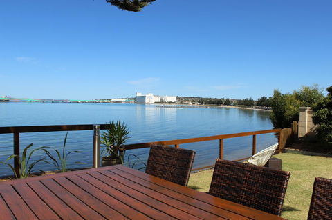Bay 10 - Suites And Apartments - Accommodation Daintree 30