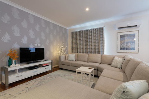 Boutique Getaway On Wright - Accommodation Daintree 1