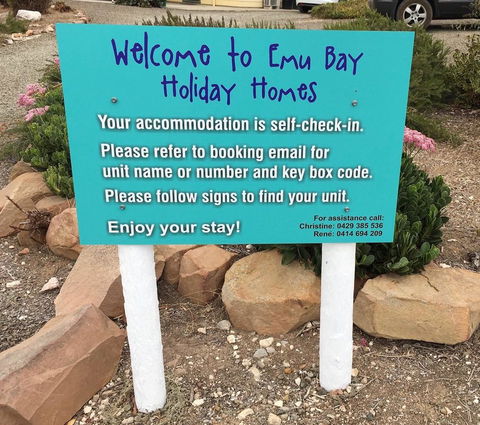 Emu Bay Holiday Homes - Accommodation Daintree 39