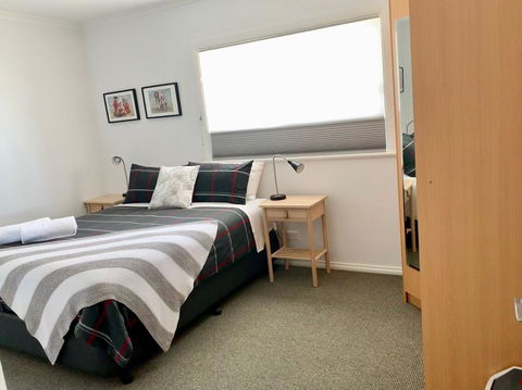 Emu Bay Holiday Homes - Accommodation Daintree 21