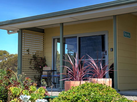 Emu Bay Holiday Homes - Accommodation Daintree 27