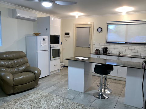 Inna Nutshell - Accommodation Daintree 6