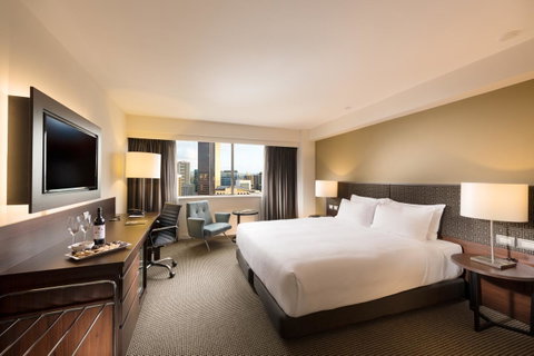 Stamford Plaza Adelaide - Accommodation Daintree 2