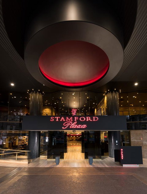 Stamford Plaza Adelaide - Accommodation Daintree 1