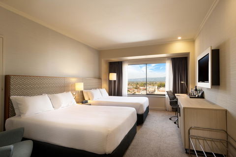 Stamford Grand Adelaide - Accommodation Daintree 6