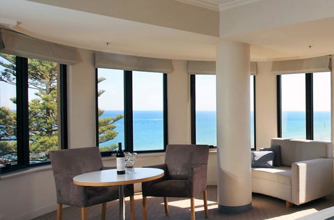 Stamford Grand Adelaide - Accommodation Daintree 2