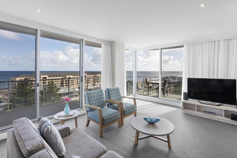 Oaks Glenelg Liberty Suites - Accommodation Daintree 36
