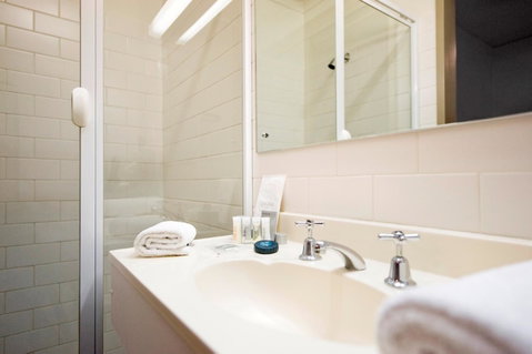 Adelaide Paringa - Accommodation Daintree 14