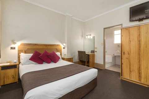 Adelaide Paringa - Accommodation Daintree 9