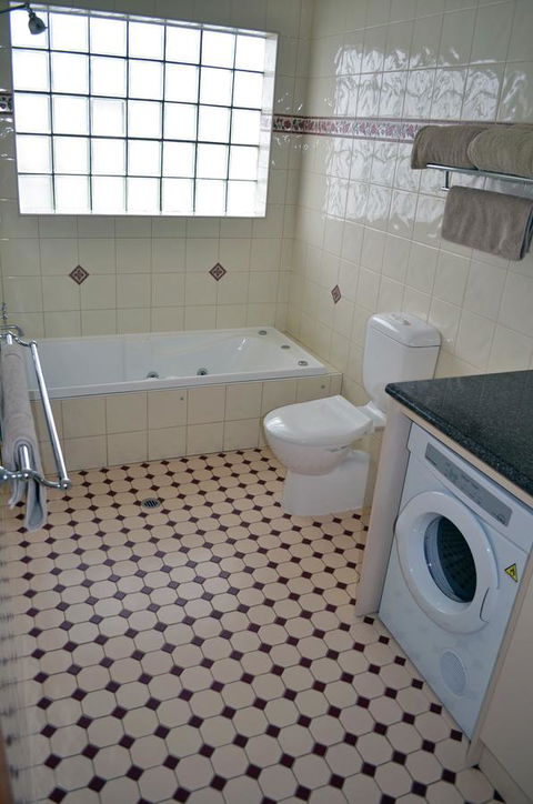 Arkana Motor Inn & Terrace Apartments - Accommodation Daintree 32
