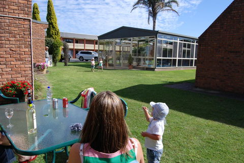 Arkana Motor Inn & Terrace Apartments - Accommodation Daintree 25