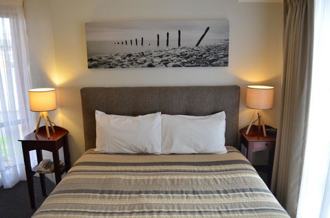 Arkana Motor Inn & Terrace Apartments - Accommodation Daintree 5