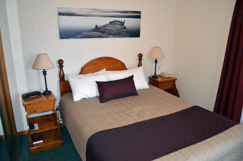 Arkana Motor Inn & Terrace Apartments - Accommodation Daintree 14
