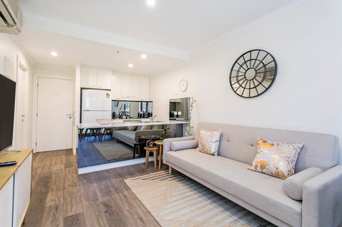 Heart Of Glenelg BnB - Accommodation Daintree 7