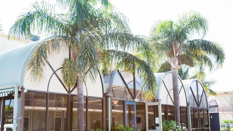 Bay Motel Hotel - Accommodation Daintree 0