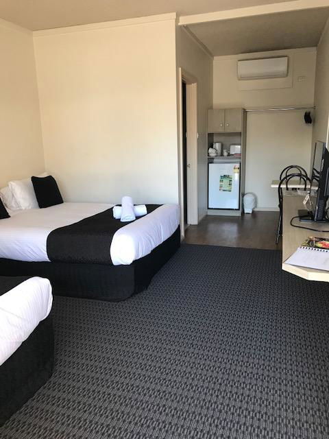 Bay Motel Hotel - Accommodation Daintree 3