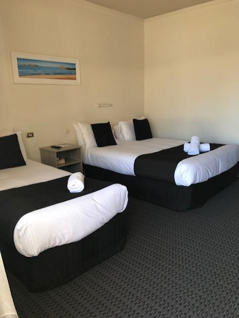Bay Motel Hotel - Accommodation Daintree 4