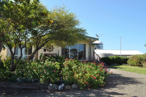 Admirals Inn - Accommodation Daintree 29