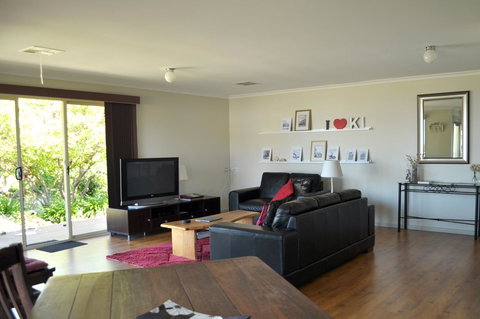 Admirals Inn - Accommodation Daintree 14