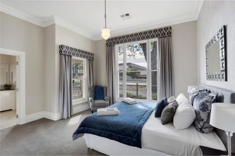 Grandview Accommodation - The Elm Tree Apartments - Accommodation Daintree 2