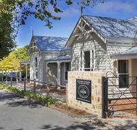 Grandview Homes Accommodation - The Adelaide - Accommodation Daintree
