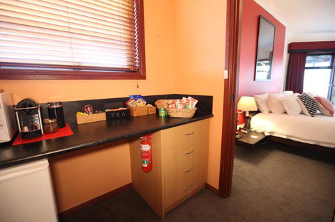 Wine And Roses Bed And Breakfast - Accommodation Daintree 32