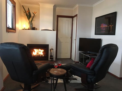 Wine And Roses Bed And Breakfast - Accommodation Daintree 29
