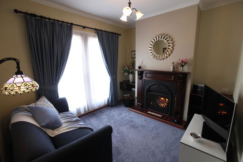Wine And Roses Bed And Breakfast - Accommodation Daintree 21