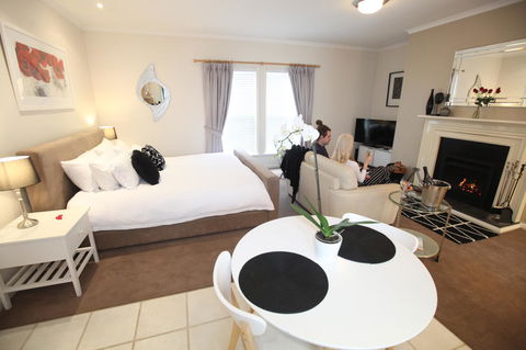 Wine And Roses Bed And Breakfast - Accommodation Daintree 10